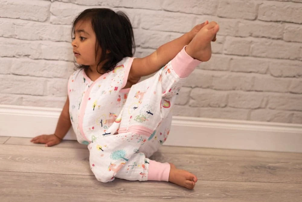 Bizzi Growin β MUSLIN ROMPER SUIT 12-24 MONTH WONDERLAND - Image 2