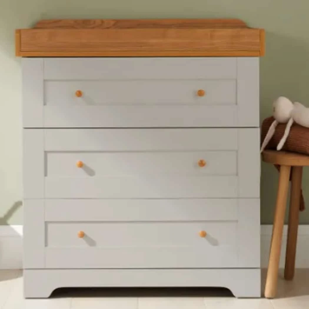 Tutti Bambini Rio Newborn 6 Piece Nursery Room Set Bundle – Dove Grey/Oak - Image 6