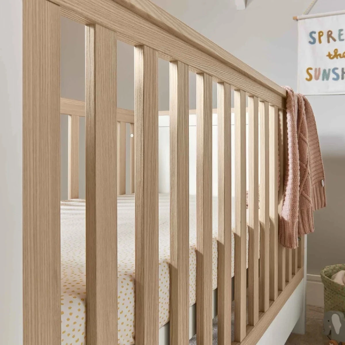 Mamas & Papas Harwell Cotbed White/Natural With Premium Pocket Spring Mattress - Image 3