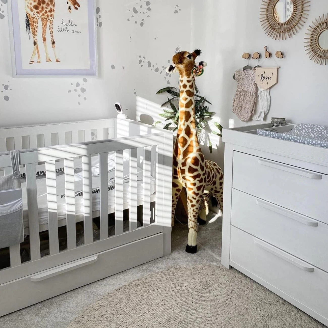 Mamas & Papas Franklin 2 Piece Cotbed Set With Dresser Changer – White Wash - Image 2