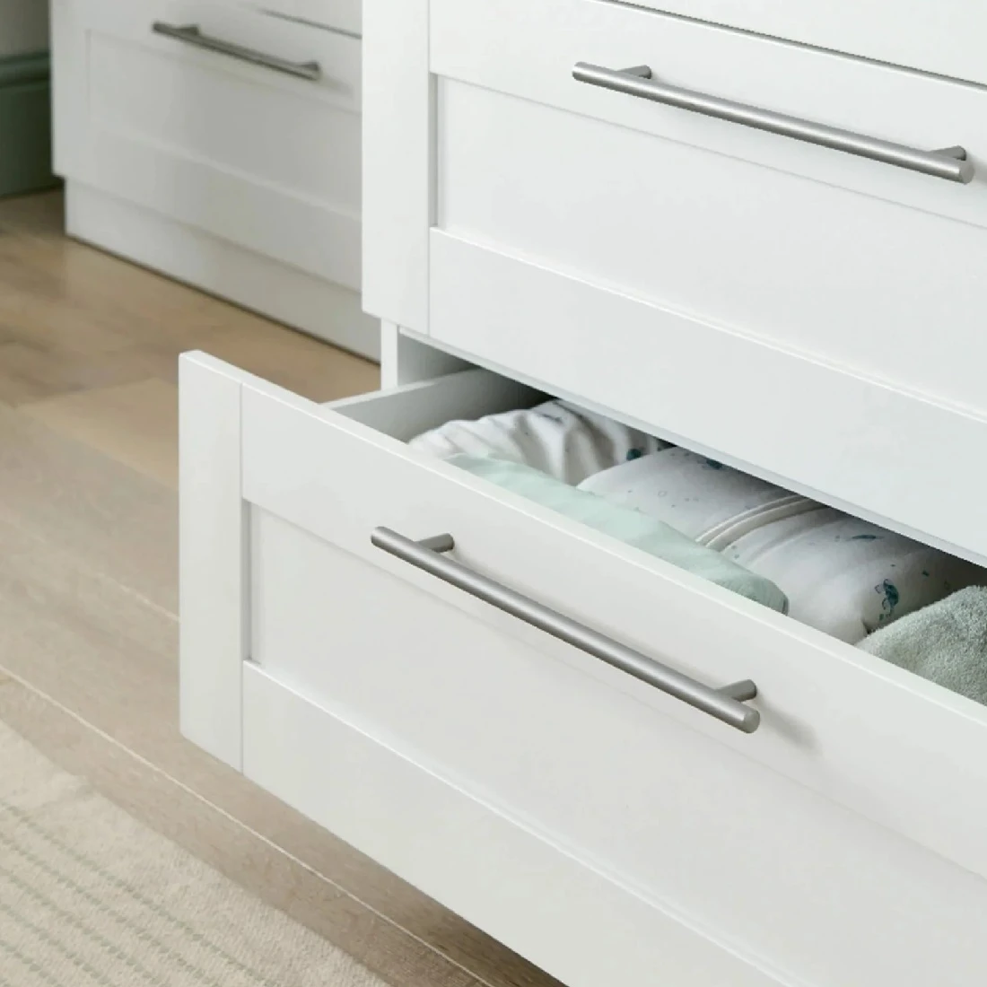 Mamas & Papas Hampden 5 Piece Nursery Room Set β White - Image 2