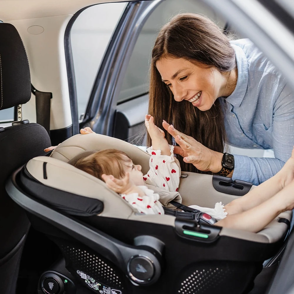 Venicci Upline 2 Travel System Black - Image 12