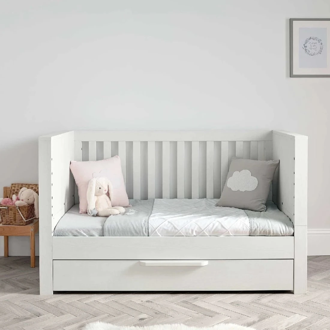 Mamas & Papas Franklin 2 Piece Cotbed Set With Dresser Changer – White Wash - Image 9